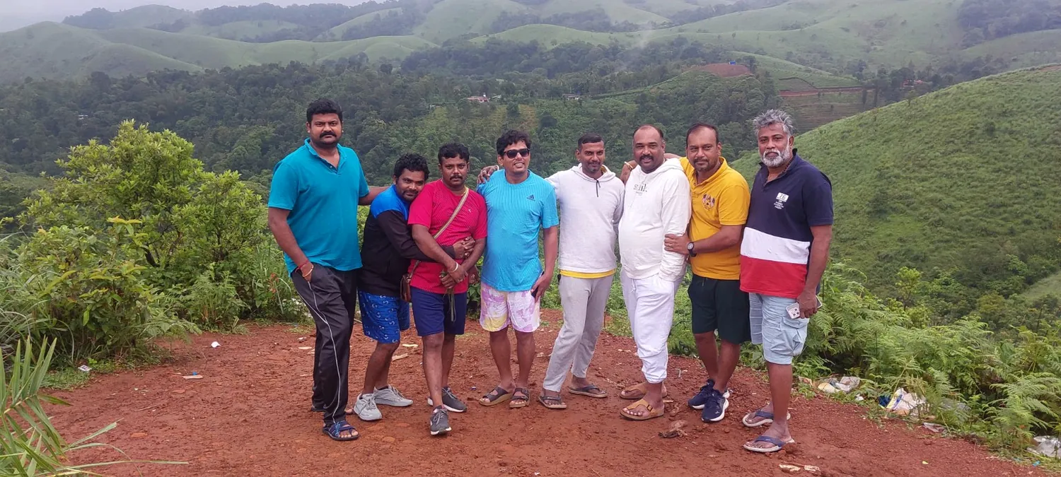 Friends tour in green hills